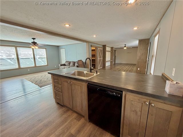 6021 Wood School Road, Gallipolis Ferry, WV 25515