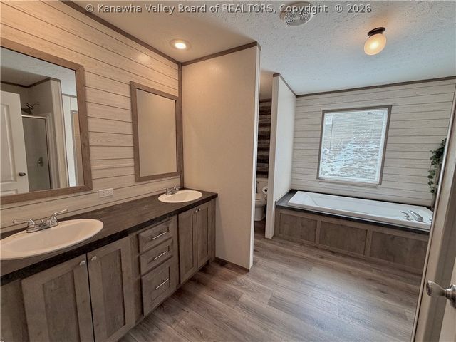 6021 Wood School Road, Gallipolis Ferry, WV 25515