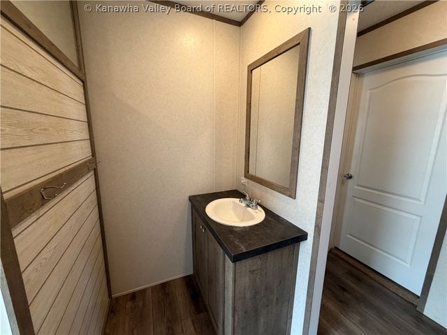 6021 Wood School Road, Gallipolis Ferry, WV 25515