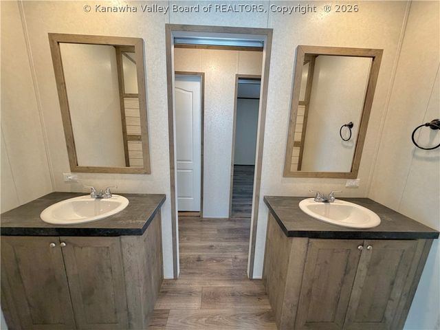 6021 Wood School Road, Gallipolis Ferry, WV 25515