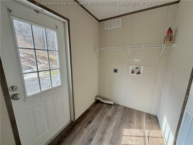 6021 Wood School Road, Gallipolis Ferry, WV 25515