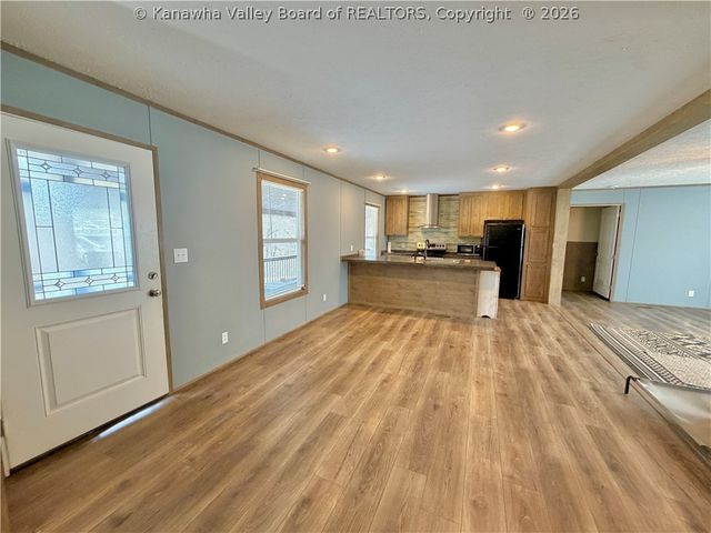 6021 Wood School Road, Gallipolis Ferry, WV 25515