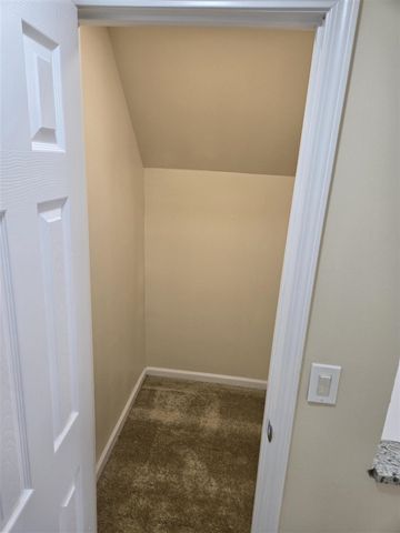 9634 Inkster Road, Redford, MI 48239