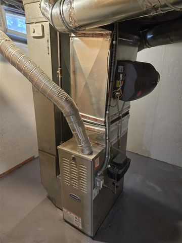 9634 Inkster Road, Redford, MI 48239