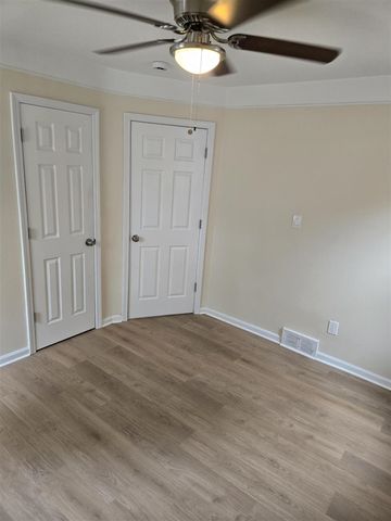 9634 Inkster Road, Redford, MI 48239