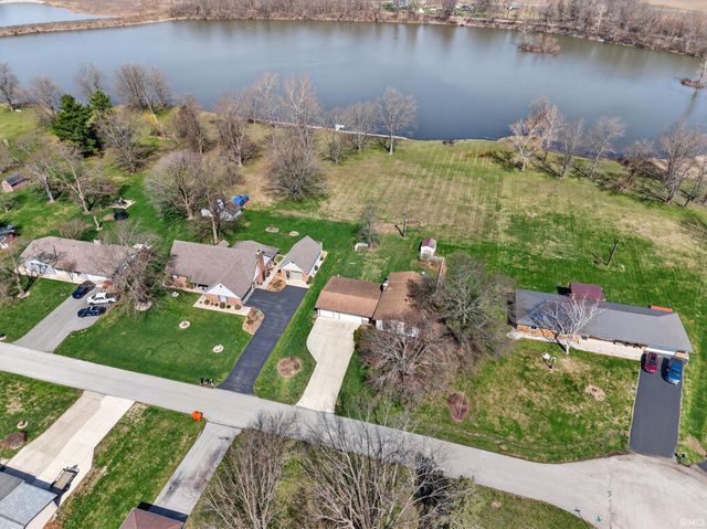 6936 CASSELL Drive, Greentown, IN 46936
