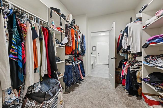 21909 W 82nd Terrace, Lenexa, KS 66220
