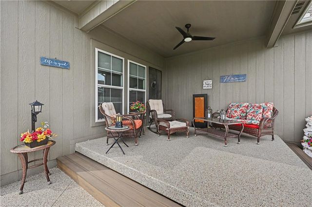 21909 W 82nd Terrace, Lenexa, KS 66220