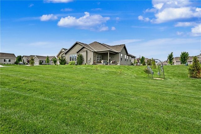 21909 W 82nd Terrace, Lenexa, KS 66220