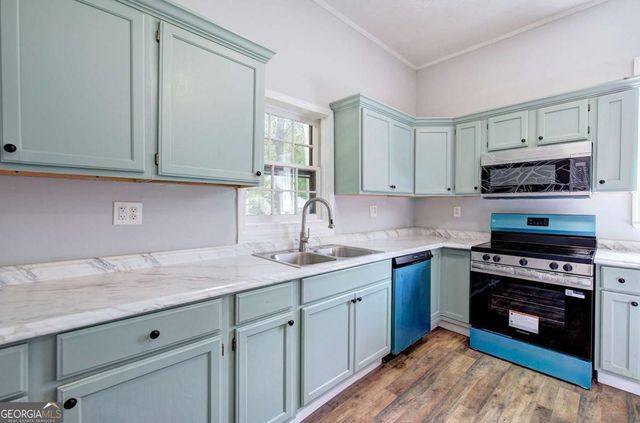 306 Cave Spring Street SW, Rome, GA 30161