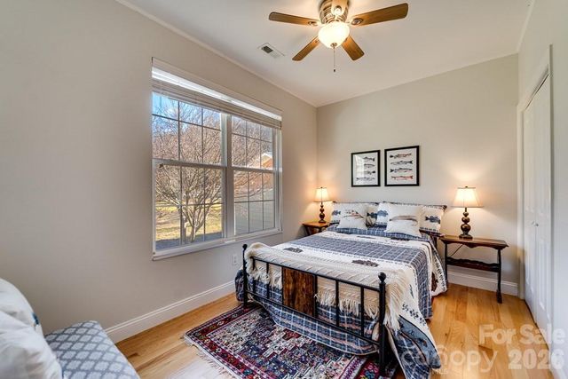 990 Hornet Drive, Whittier, NC 28789