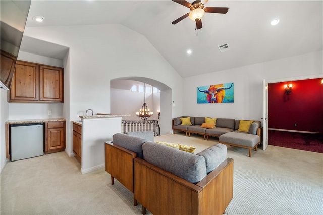 107 Bella Strada CV, Lakeway, TX 78734