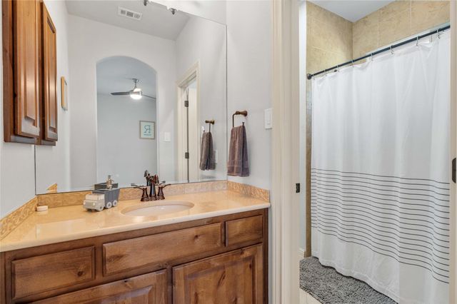 107 Bella Strada CV, Lakeway, TX 78734