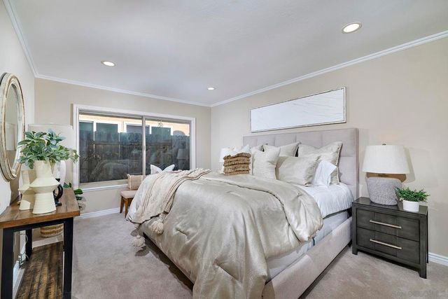 7962 Merrington Pl, San Diego, CA 92126