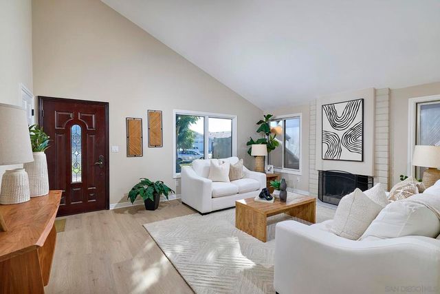 7962 Merrington Pl, San Diego, CA 92126