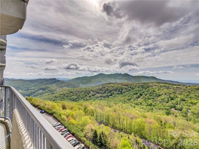 303 Sugar Top Drive 2712, Sugar Mountain, NC 28604