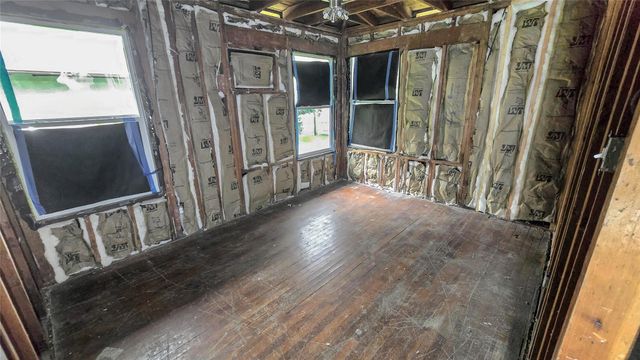 6027 Kenilwood Drive, Houston, TX 77033
