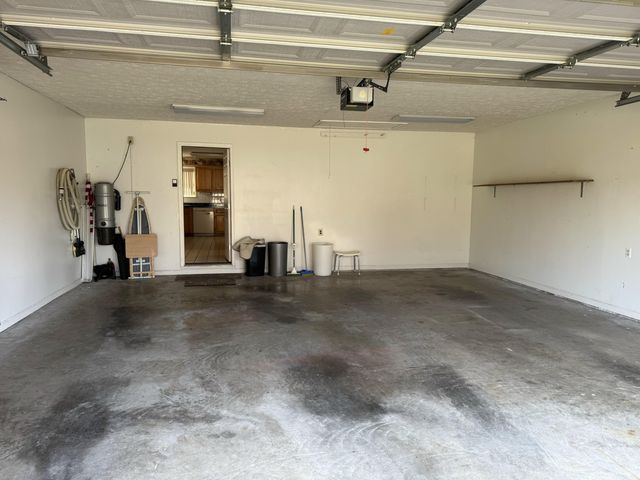 1054 Devane Lane, Frankfort, KY 40601