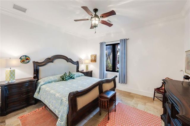 1400 FORREST CT, Marco Island, FL 34145