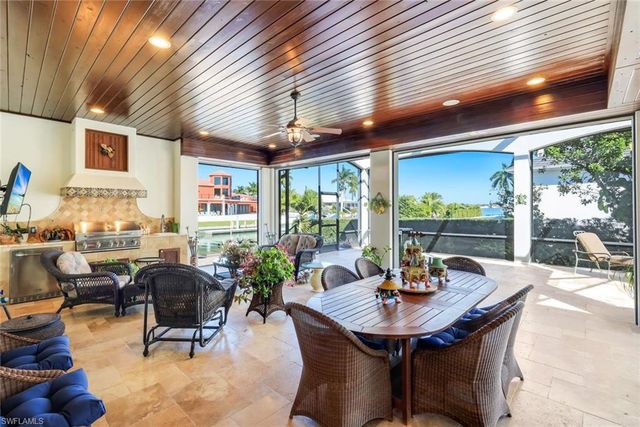 1400 FORREST CT, Marco Island, FL 34145