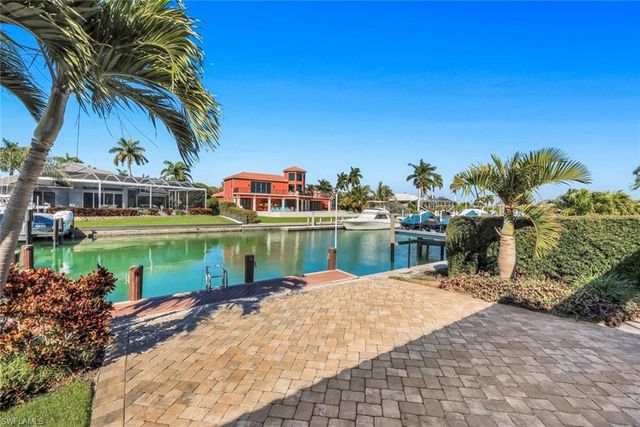1400 FORREST CT, Marco Island, FL 34145