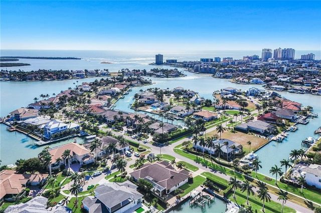 1400 FORREST CT, Marco Island, FL 34145