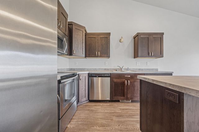 6279 59th Avenue S, Fargo, ND 58104