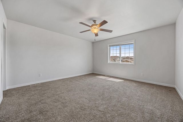 6279 59th Avenue S, Fargo, ND 58104