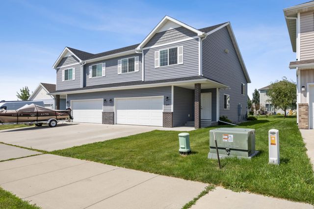 6279 59th Avenue S, Fargo, ND 58104