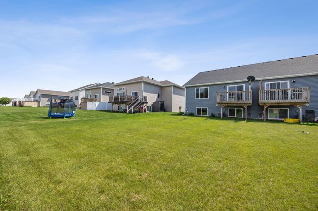6279 59th Avenue S, Fargo, ND 58104