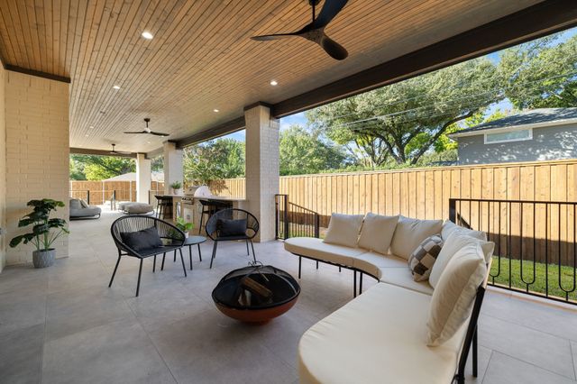 12515 Planters Glen Drive, Dallas, TX 75244