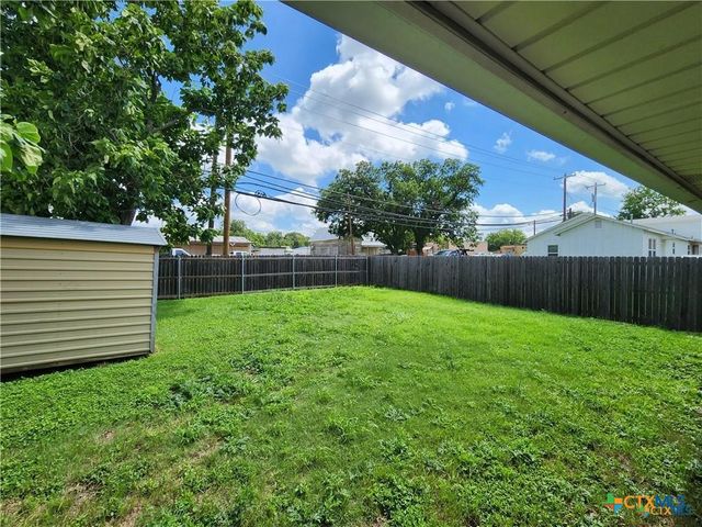 106 W Avenue G, Nolanville, TX 76559