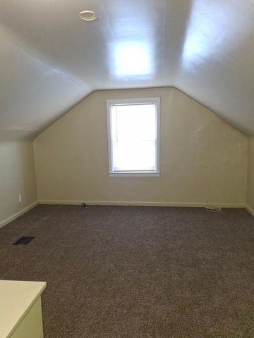 8845 University Place, Detroit City, MI 48224