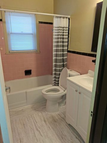 8845 University Place, Detroit City, MI 48224