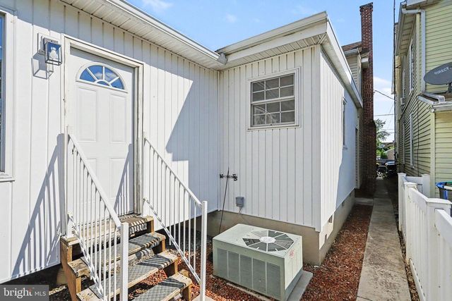 649 BAER AVE, Hanover, PA 17331