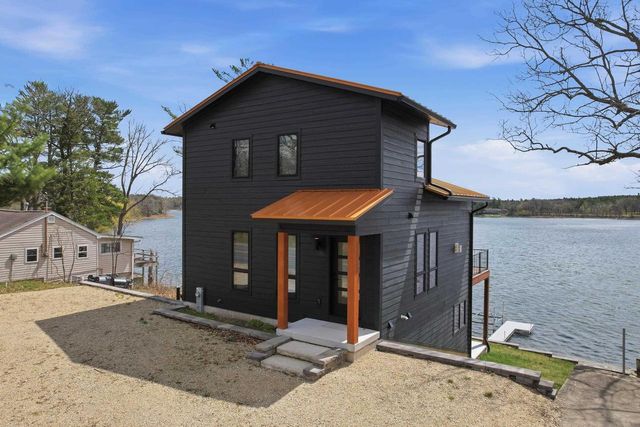 1153 E NORTH LAKE STREET, Hancock, WI 54943
