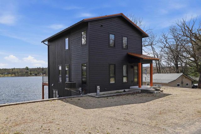 1153 E NORTH LAKE STREET, Hancock, WI 54943