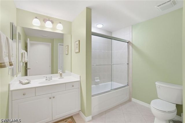 3904 Forest Glen BLVD 7-101, Naples, FL 34114