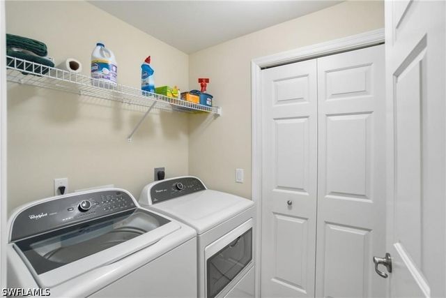 3904 Forest Glen BLVD 7-101, Naples, FL 34114