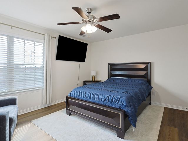 1556 Woodlake Drive, Waxahachie, TX 75165