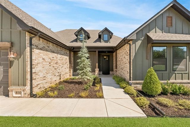 8110 Goldfinch Drive, Guthrie, OK 73044