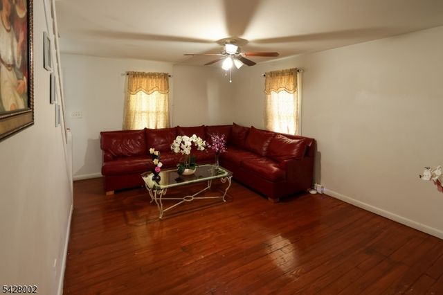 58 N Main St, Flemington Boro, NJ 08822