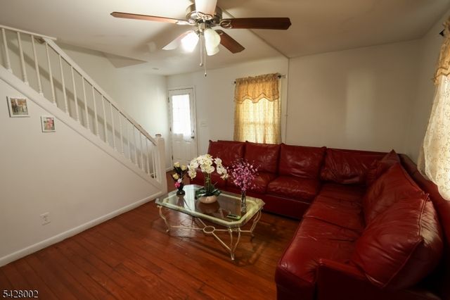 58 N Main St, Flemington Boro, NJ 08822