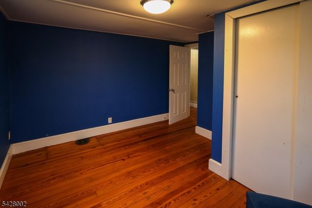 58 N Main St, Flemington Boro, NJ 08822