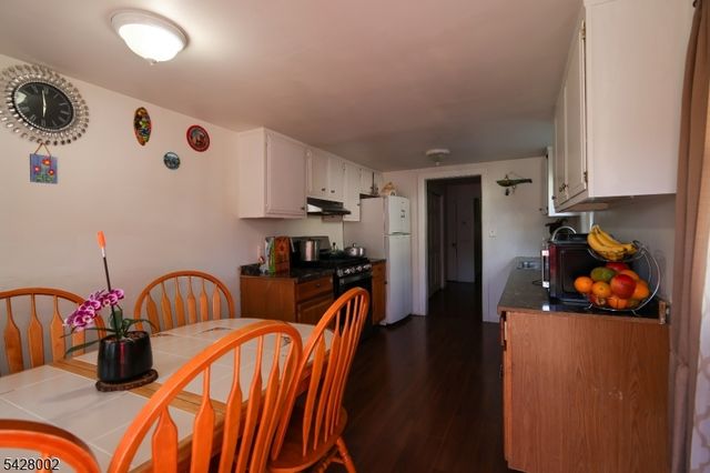 58 N Main St, Flemington Boro, NJ 08822