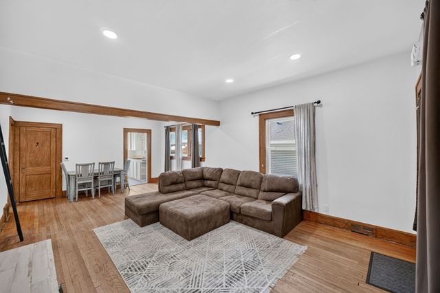 2215 York Street, Des Moines, IA 50316