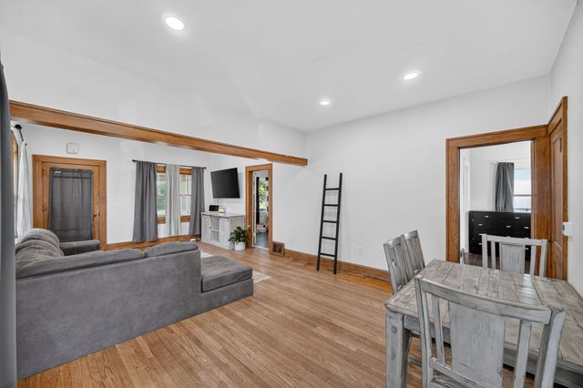 2215 York Street, Des Moines, IA 50316