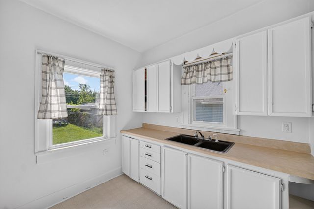 2215 York Street, Des Moines, IA 50316