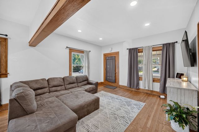 2215 York Street, Des Moines, IA 50316