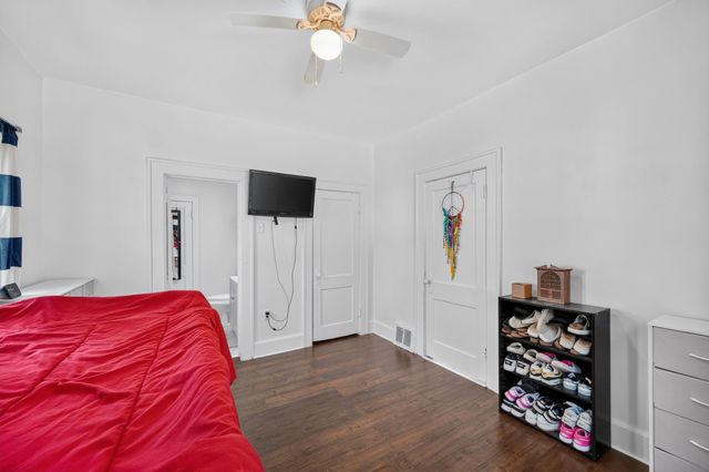 2215 York Street, Des Moines, IA 50316